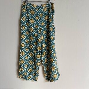 O’Neill Green Print pants Size 30